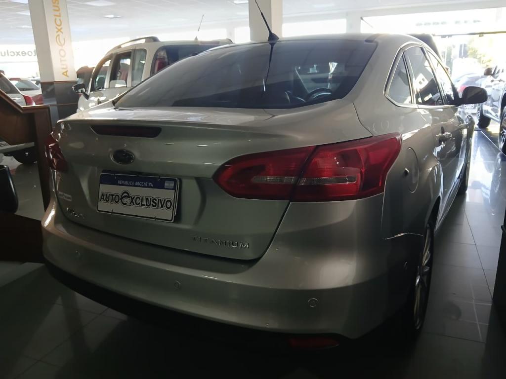 FORD FOCUS 4P 2.0L N AT TITANIUM 2016